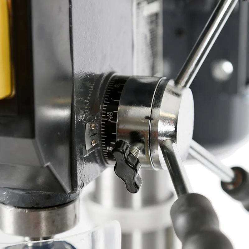 BORUM 16 Speed Pedestal Drill 3/4HP Pedestal Drill - Image 7