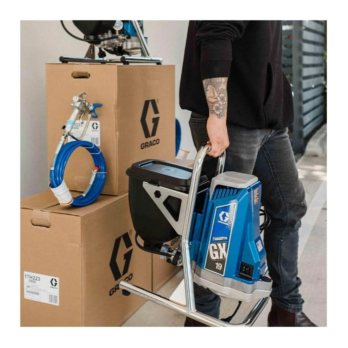 GRACO FinishPro GX 19 Electric Airless Sprayer - Image 4